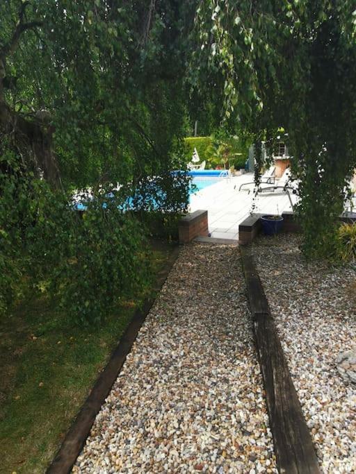 The Squirrels- Alresford, Essex Apartment Luaran gambar
